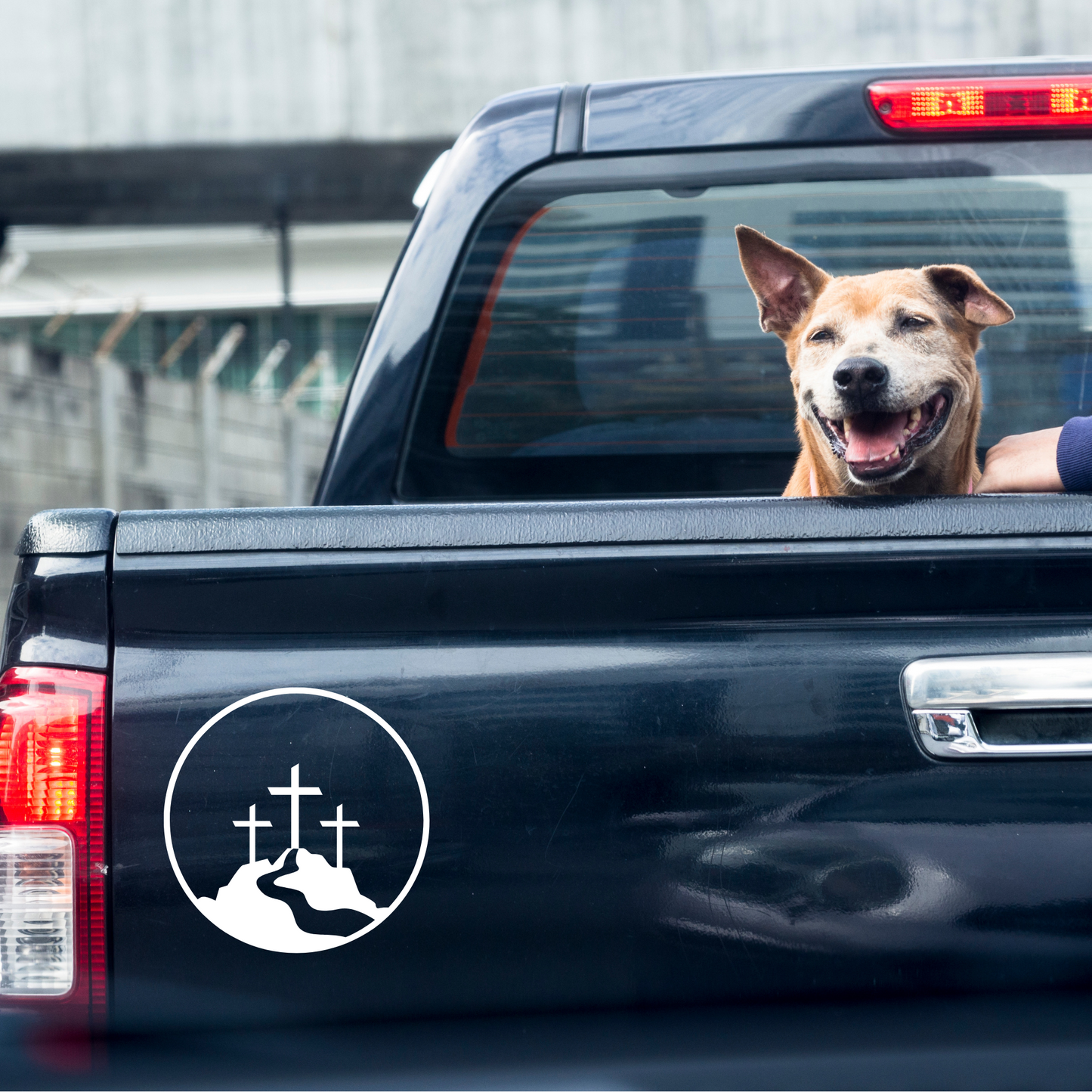 Christian Car Window Decal – Three Crosses on Calvary Car Sticker / Calcomanía Cristiana de Auto – Tres Cruces